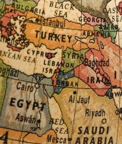 Orta Doğu'da Gerginlik: İsrail, Suriye'ye Hava Saldırısı Düzenledi, İran'ın Trump Suikastı Planı Ortaya Atıldı!