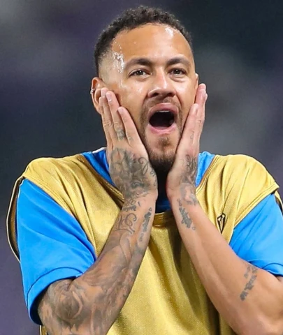 Nemyar'ın Stadyumda Yüzüğü Çalındı: Futbolcunun Başına Gelen Beklenmedik Olay!